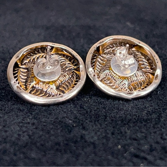 Vintage Silver Green Leaf Design Round Earrings Ornate Estate Retro Goth Elegant - Picture 7 of 8